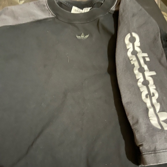 Black and Gray short Sleeve Top Adidas, kind of cropped. So cute - Picture 4 of 5